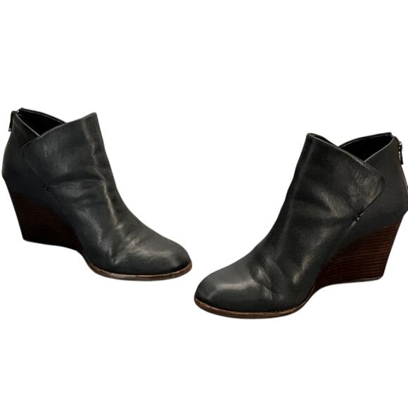 Gianni Bini Black Leather Western Wedge Heel Zip Back Ankle Bootie Women 9.5M - Picture 5 of 10